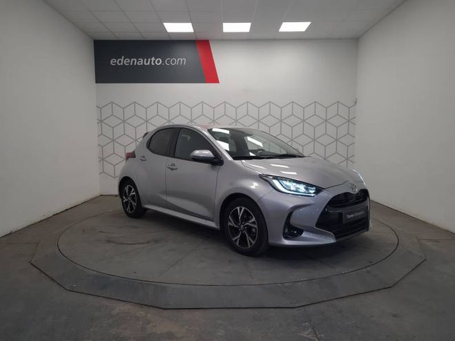 Toyota Yaris Hybride 116h Design gris de 2025