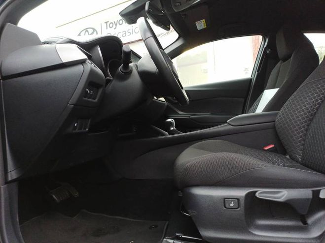 Toyota C HR Hybride 2.0L Dynamic Ultimate bleu de 2024