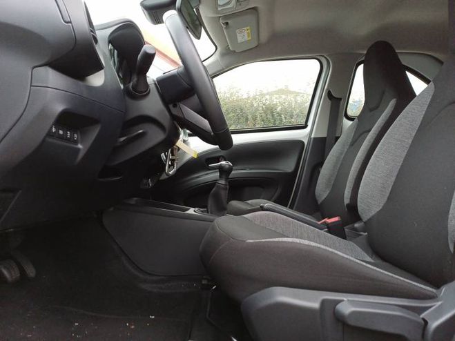 Toyota Aygo 1.0 VVT-i 72 Dynamic blanc de 2022