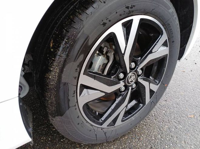 Toyota Yaris Hybride 116h Design blanc de 2024