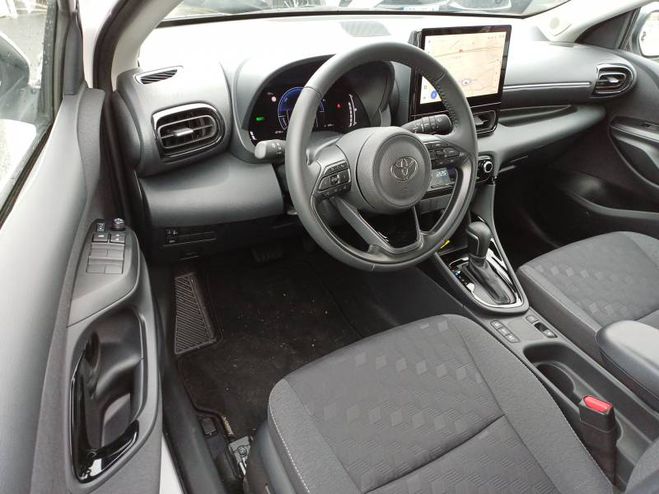 Toyota Yaris Hybride 116h Design blanc de 2024