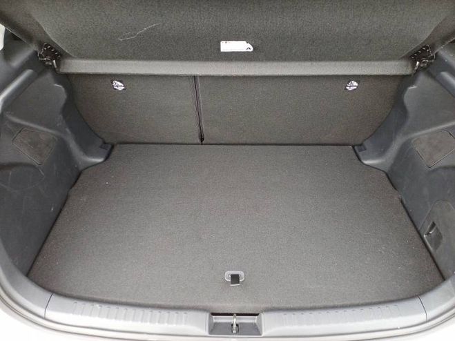 Toyota Yaris Hybride 116h Design blanc de 2024