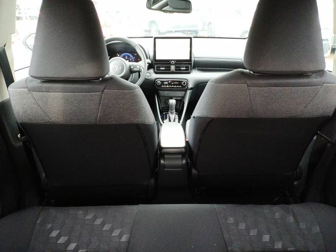Toyota Yaris Hybride 116h Design blanc de 2024