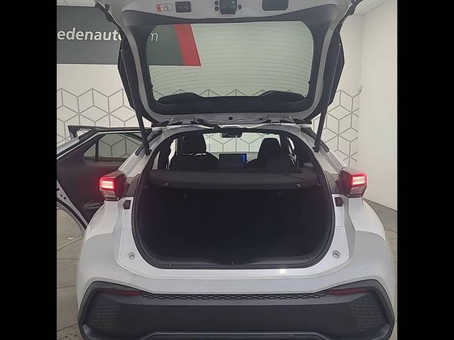 Toyota C HR Hybride 200 Design blanc de 2024