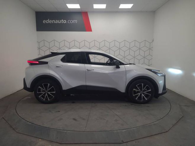 Toyota C HR Hybride 200 Design blanc de 2024