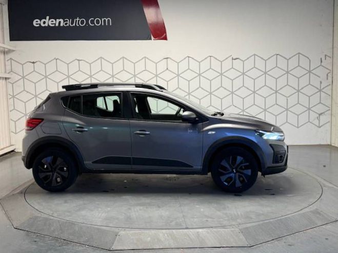 Dacia Sandero ECO-G 100 GSR2 Stepway Expression gris de 2025
