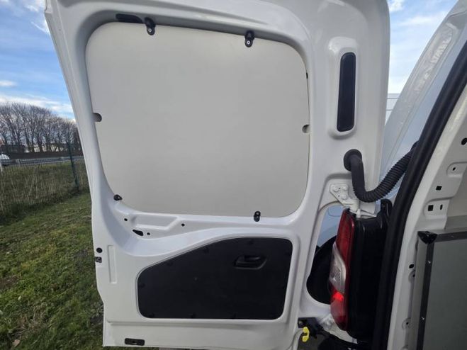 Peugeot Partner FGN FOURGON M 650 KG BLUEHDI 100 S&S BVM blanc de 2024