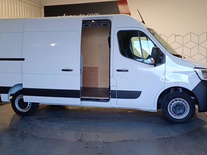 Renault Master FOURGON FGN TRAC F3500 L2H2 BLUE DCI 135 blanc de 2024