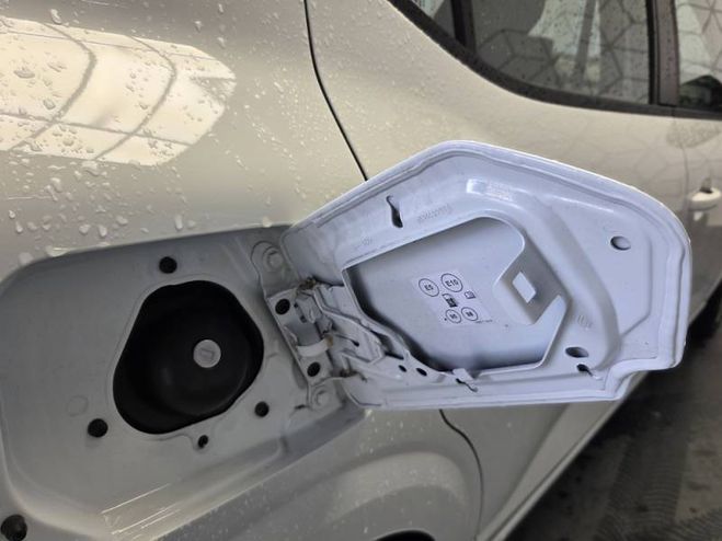 Dacia Sandero TCe 90 CVT GSR2 Expression blanc de 2024