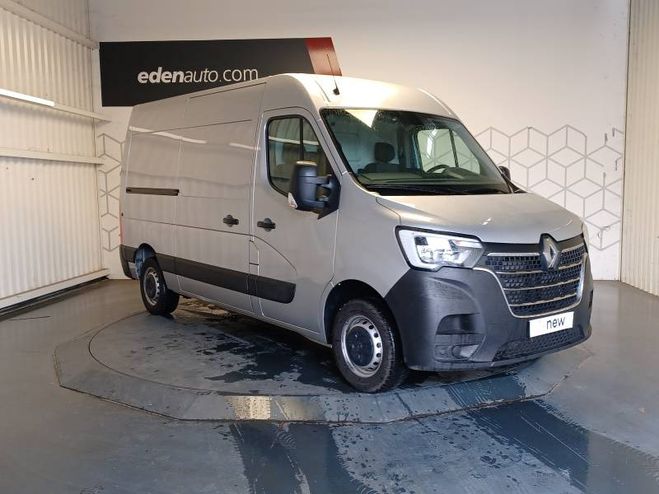 Renault Master FOURGON FGN TRAC F3300 L2H2 BLUE DCI 135 gris de 2024