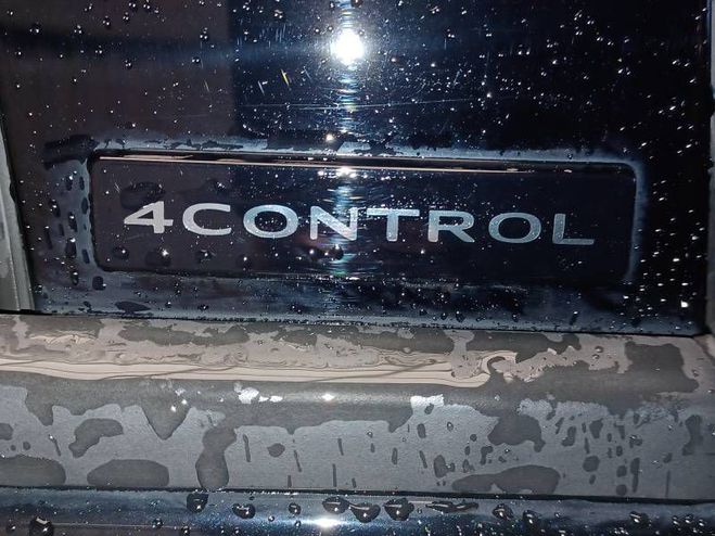 Renault Espace E-Tech hybrid 200 Iconic noir de 2023