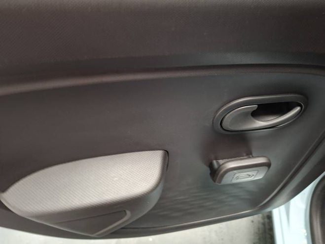 Renault Twingo III E-Tech Authentic bleu de 2022