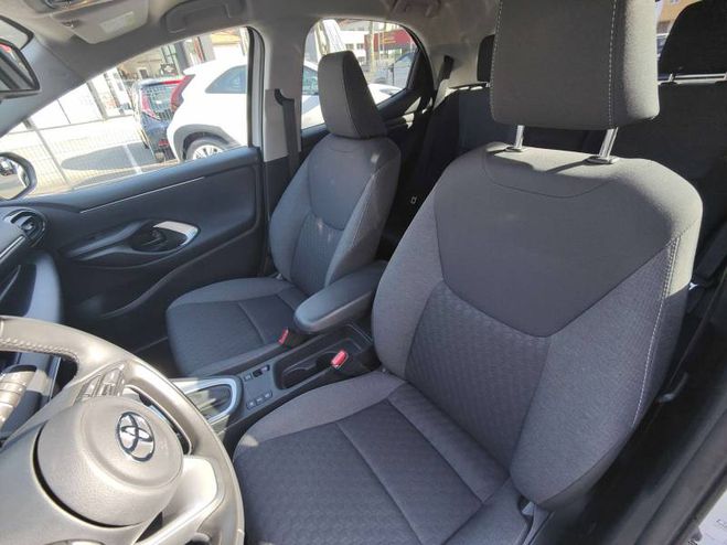 Toyota Yaris Hybride 116h Design blanc de 2023