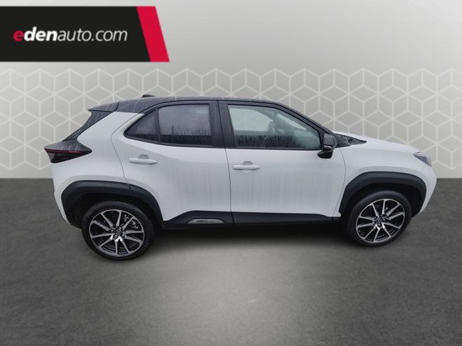 Toyota Yaris Cross Hybride 116h 2WD GR SPORT gris de 2023