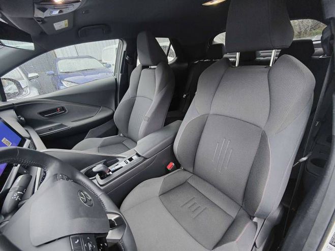 Toyota C HR Hybride 200 Design blanc de 2025