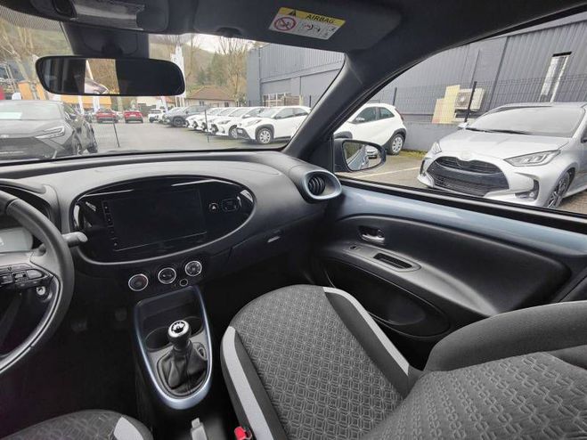 Toyota Aygo 1.0 VVT-i 72 Design gris de 2024