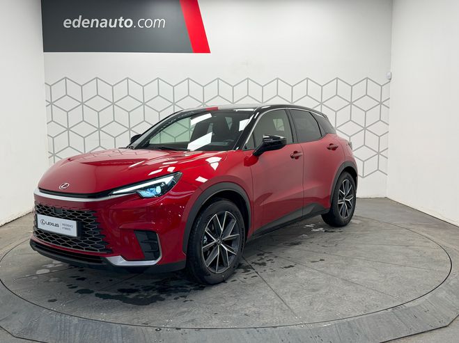 Lexus LBX LBX 2WD Emotion 5p Rouge de 2025