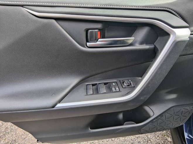 Toyota RAV 4 Hybride 218 ch 2WD Dynamic bleu de 2023
