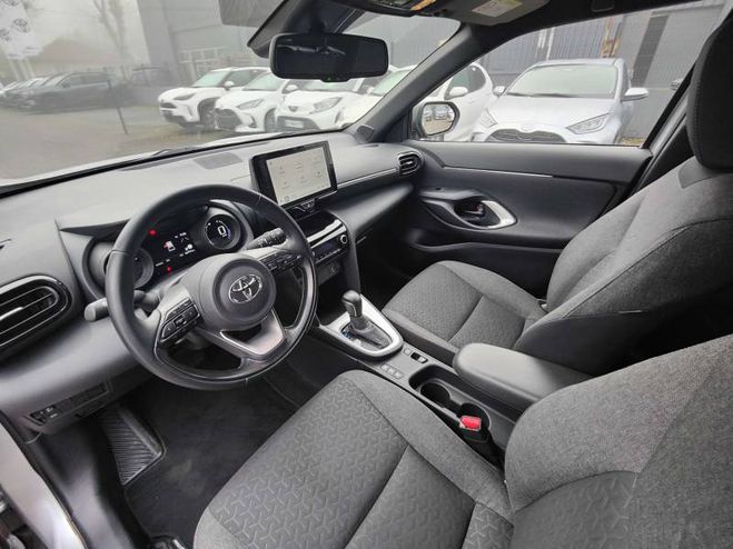 Toyota Yaris Cross Hybride 116h 2WD Design gris de 2023