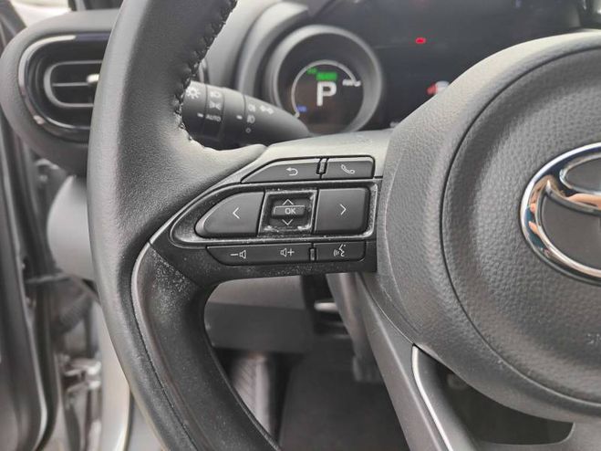 Toyota Yaris Cross Hybride 116h 2WD Design gris de 2023