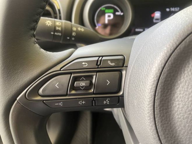 Toyota Yaris Cross Hybride 116h 2WD Design gris de 2022