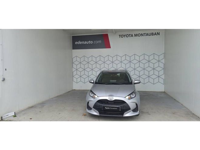 Toyota Yaris 120 VVT-i Dynamic gris de 2024