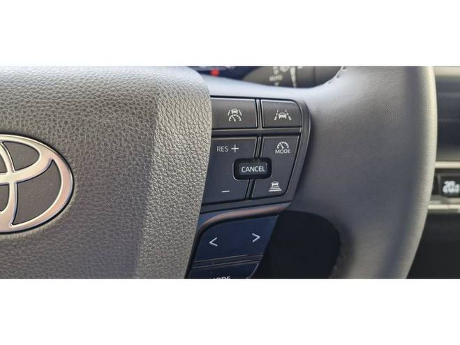 Toyota C HR Hybride 140 Dynamic Business bleu de 2024