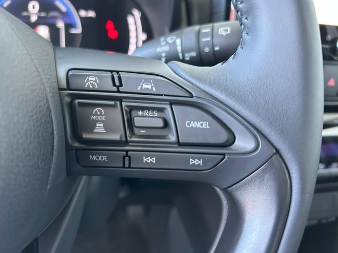 Toyota Yaris Yaris Cross Hybride 116h 2WD Design 5p Gris de 2026