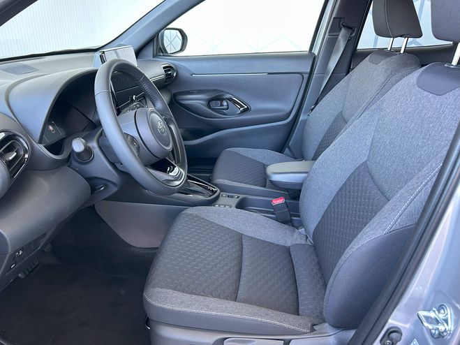 Toyota Yaris Yaris Cross Hybride 116h 2WD Design 5p Gris de 2026