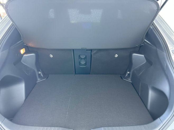Toyota Yaris Yaris Cross Hybride 116h 2WD Design 5p Gris de 2026