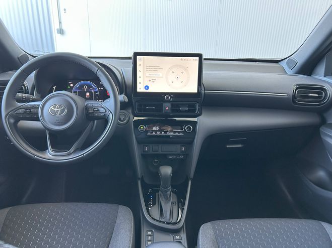 Toyota Yaris Yaris Cross Hybride 116h 2WD Design 5p Gris de 2026