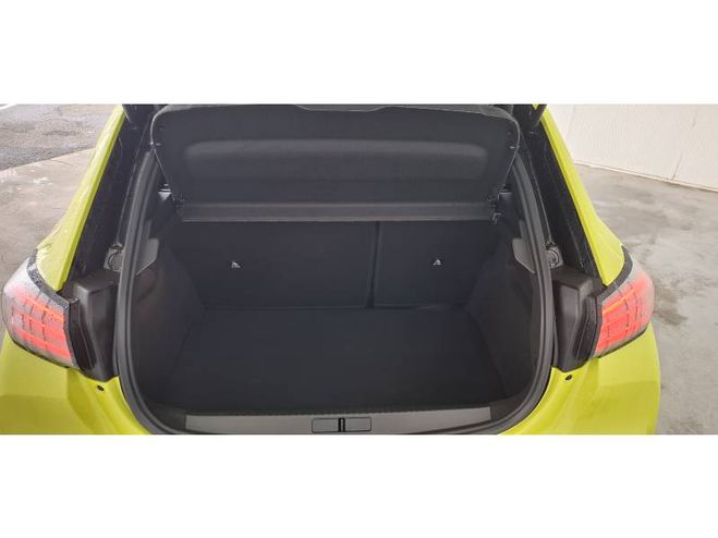 Peugeot 208 Hybrid 100 e-DCS6 GT jaune de 2024