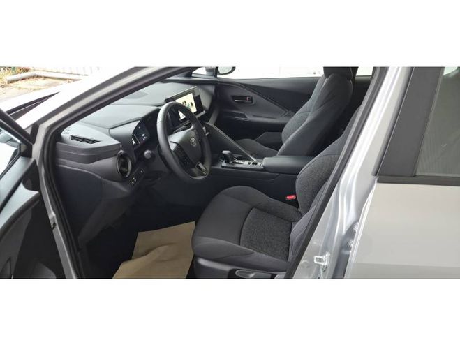 Toyota C HR Hybride 140 Dynamic Business gris de 2024