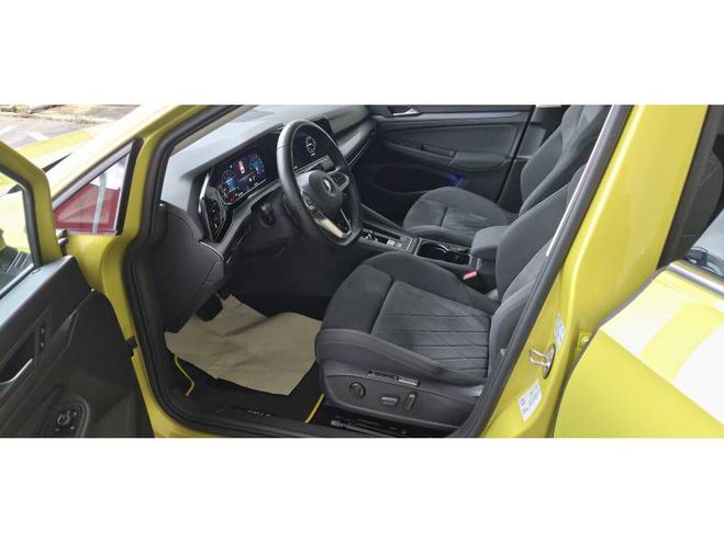 Volkswagen Golf 1.5 eTSI OPF 150 DSG7 Life jaune de 2021