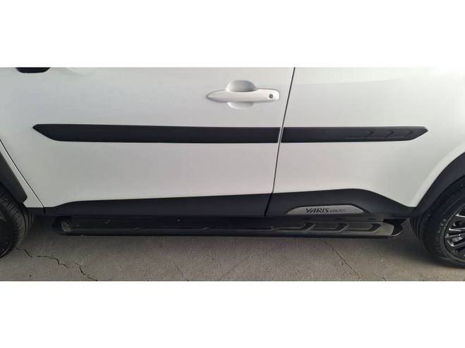 Toyota Yaris Cross Hybride 116h AWD-i Trail (marchepi blanc de 2024