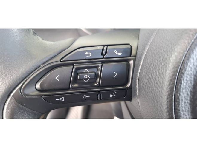 Toyota Yaris Cross Hybride 116h AWD-i Trail (marchepi blanc de 2024