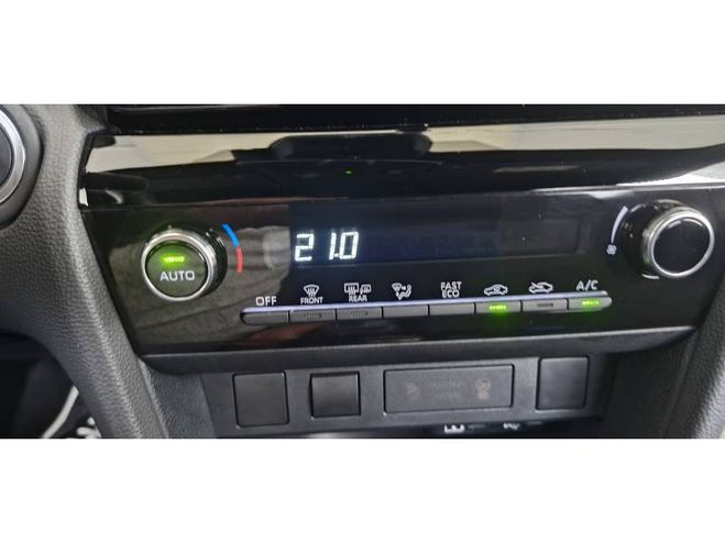 Toyota Yaris Cross Hybride 130h 2WD Design blanc de 2024