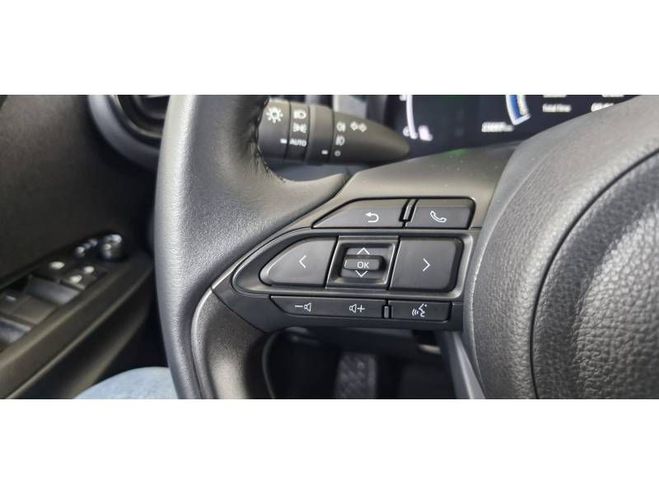 Toyota Yaris Cross Hybride 130h 2WD Design blanc de 2024