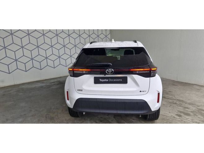 Toyota Yaris Cross Hybride 130h 2WD Design blanc de 2024