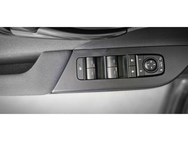 Toyota C HR Hybride 140 Dynamic Business violet de 2024