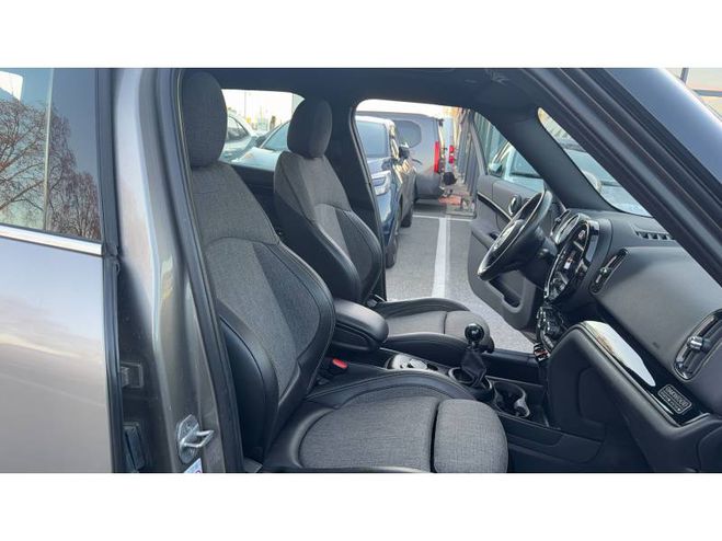 Mini Mini Countryman 116 ch One D Oakwood gris de 2018