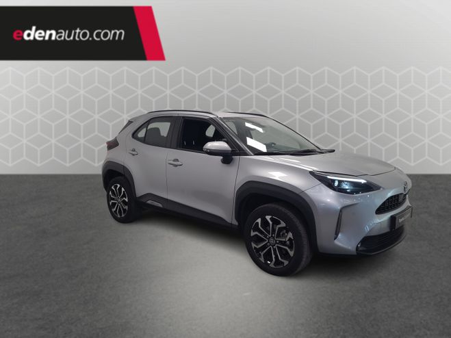 Toyota Yaris Cross Hybride 130h AWD-i Design gris de 2024
