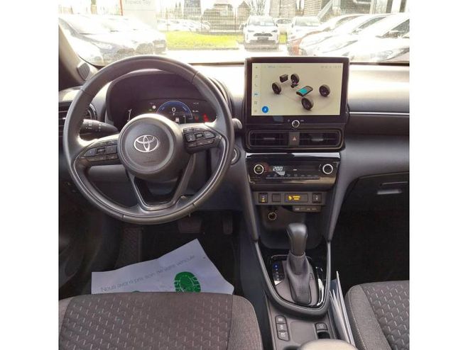 Toyota Yaris Cross Hybride 130h 2WD Design Business + blanc de 2024