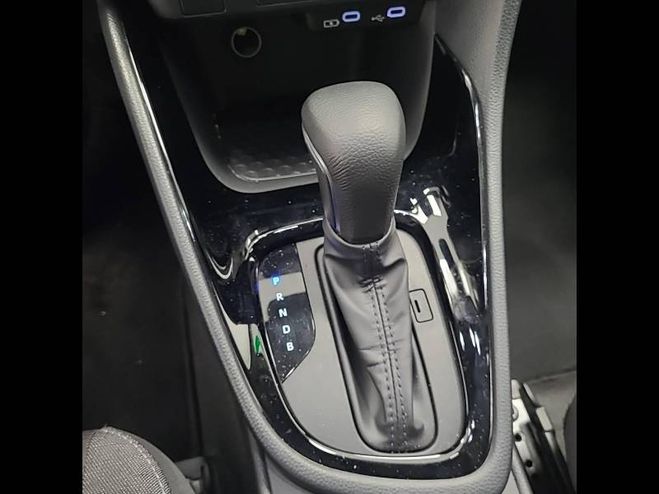 Toyota Yaris Hybride 116h Design blanc de 2025
