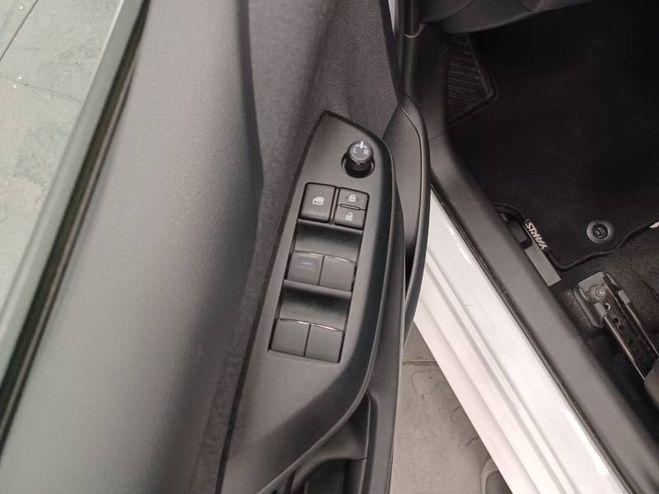 Toyota Yaris Hybride 116h Design blanc de 2025