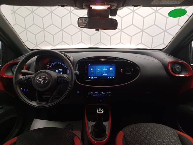 Toyota Aygo 1.0 VVT-i 72 Air Design rouge de 2024
