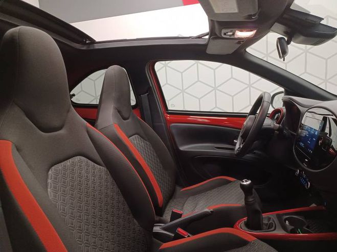Toyota Aygo 1.0 VVT-i 72 Air Design rouge de 2024