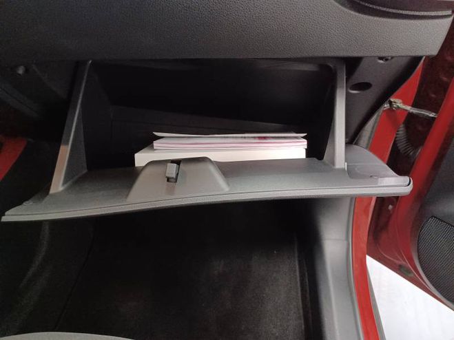 Toyota Aygo 1.0 VVT-i 72 Air Design rouge de 2024