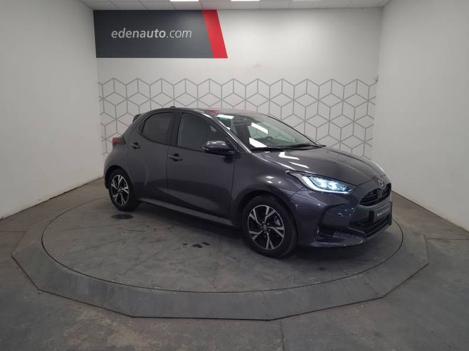 Toyota Yaris Hybride 116h Design gris de 2025