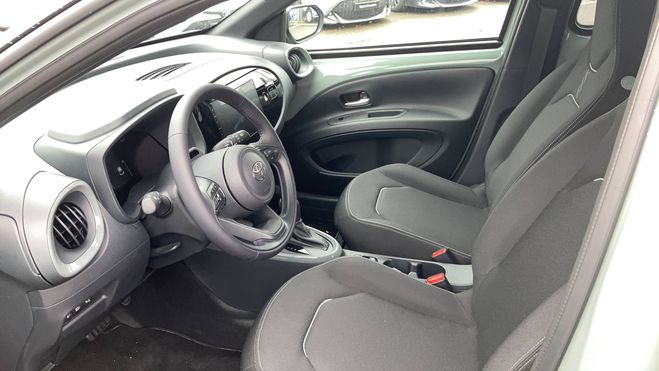 Toyota Aygo Aygo X Hybride 116h Graphic 5p Blanc de 2025